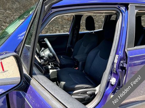 Used 2016 Jeep Renegade Latitude AWD/4WD image 22