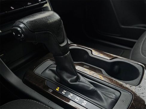 Used 2015 GMC Canyon SLE w/ SLE Convenience Package image 37