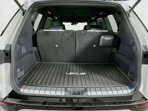 New 2026 Lexus TX 500h AWD image 29