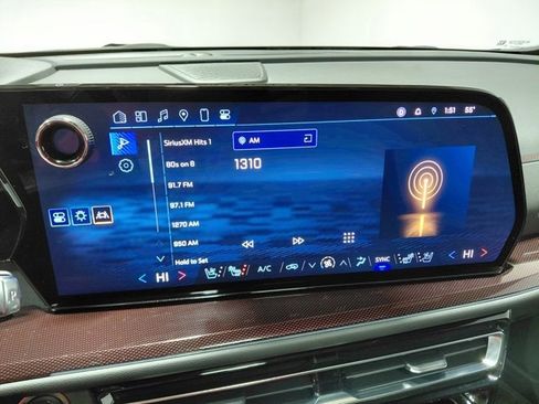 Certified 2024 Chevrolet Traverse RS w/ LPO, Floor Liner Package image 39