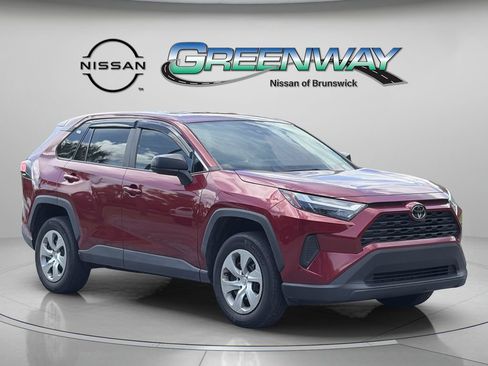 Used 2023 Toyota RAV4 LE FWD image 2