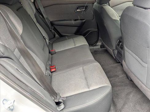 Certified 2023 Nissan Rogue SV FWD image 19