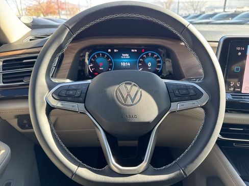 New 2026 Volkswagen Atlas SE FWD image 34