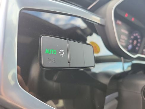 Used 2021 Audi Q3 2.0T Premium w/ Convenience Package image 31