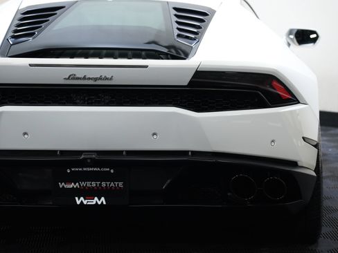 Used 2015 Lamborghini Huracan LP 610-4 AWD/4WD image 16