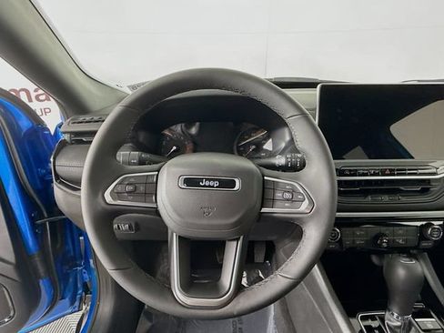 New 2026 Jeep Compass Latitude AWD/4WD image 11