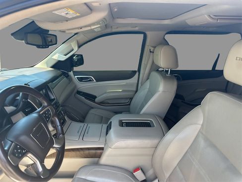 Used 2020 GMC Yukon XL Denali w/ Open Road Package AWD/4WD image 36