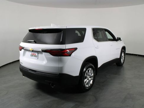 Used 2023 Chevrolet Traverse LS w/ Safety Package FWD image 13