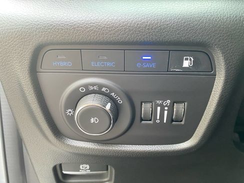 Used 2024 Jeep Grand Cherokee Limited 4xe AWD/4WD image 24