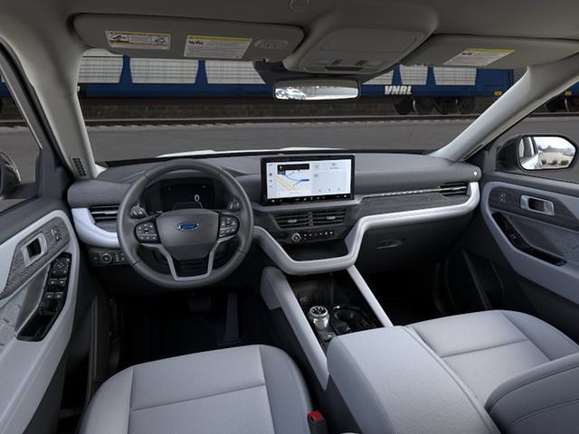 New 2026 Ford Explorer Platinum w/ LUX Leather Package AWD/4WD image 9