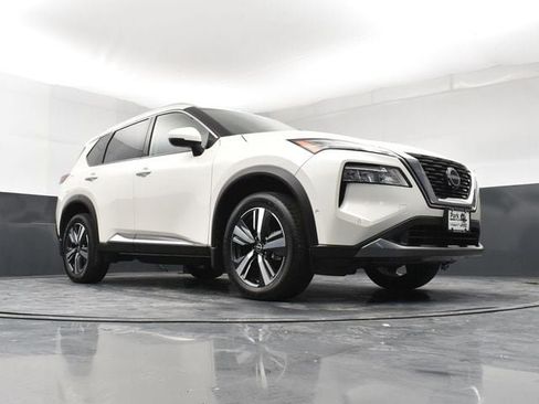 Used 2023 Nissan Rogue SL w/ SL Premium Package AWD/4WD image 19