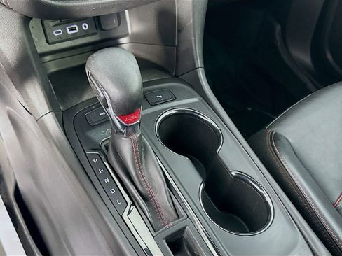 Used 2023 Chevrolet Equinox RS AWD/4WD image 17
