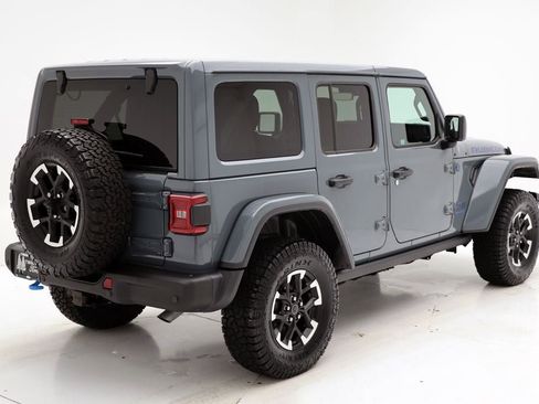 Used 2024 Jeep Wrangler Unlimited Rubicon 4xe image 10