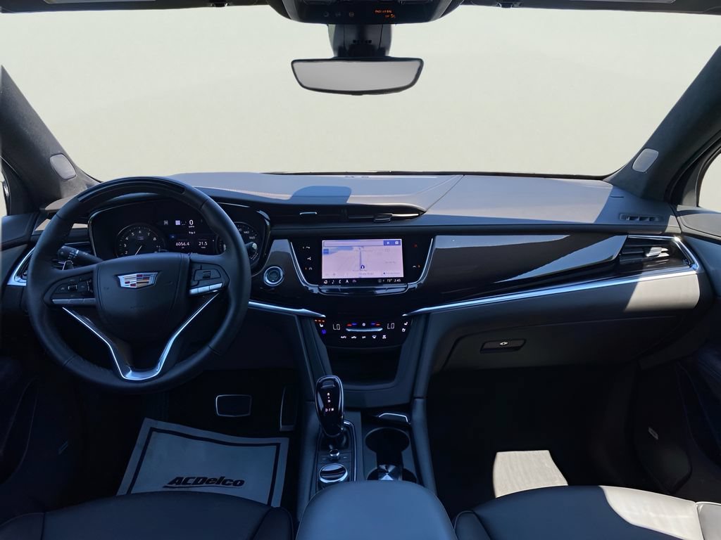Certified 2025 Cadillac XT6 Sport w/ Platinum Package AWD/4WD image 19