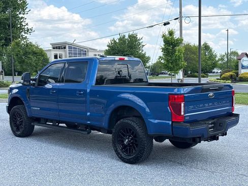 Used 2022 Ford F250 Lariat w/ Black Appearance Package AWD/4WD image 5