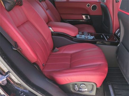 Used 2016 Land Rover Range Rover Autobiography image 26