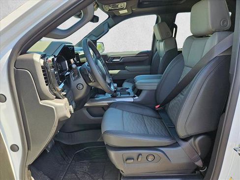 New 2026 Chevrolet Silverado 1500 ZR2 w/ LPO, Dark Essentials Package AWD/4WD image 4