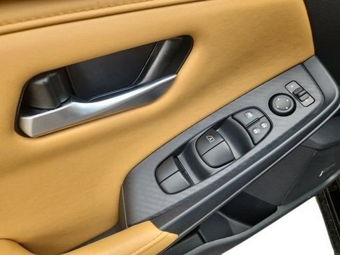 New 2025 Nissan Sentra SV w/ SV Premium Package image 19