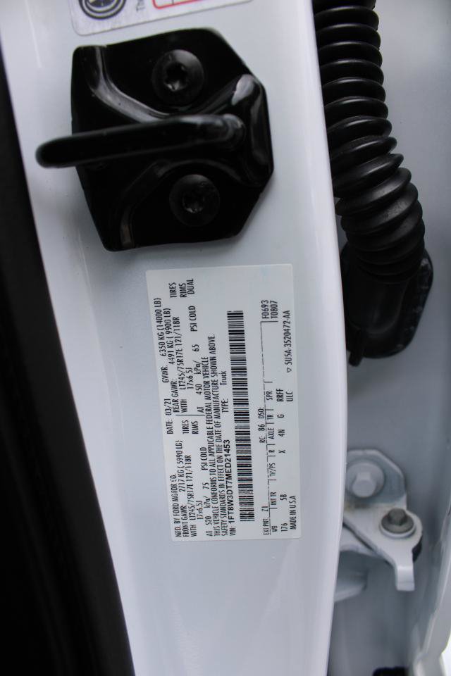 Used 2021 Ford F350 Lariat w/ Lariat Ultimate Package AWD/4WD image 17