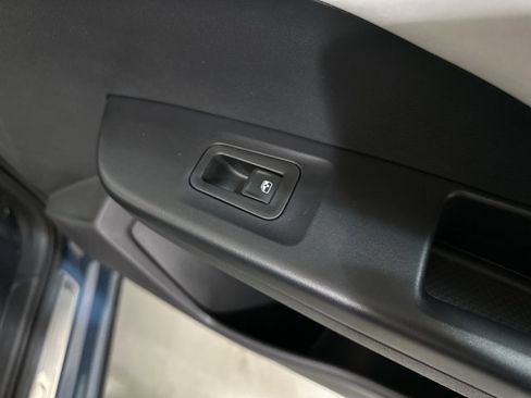 New 2026 Volkswagen Taos SE image 39