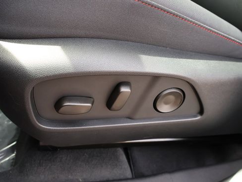 New 2026 Chevrolet Equinox RS w/ Convenience Package III FWD image 10