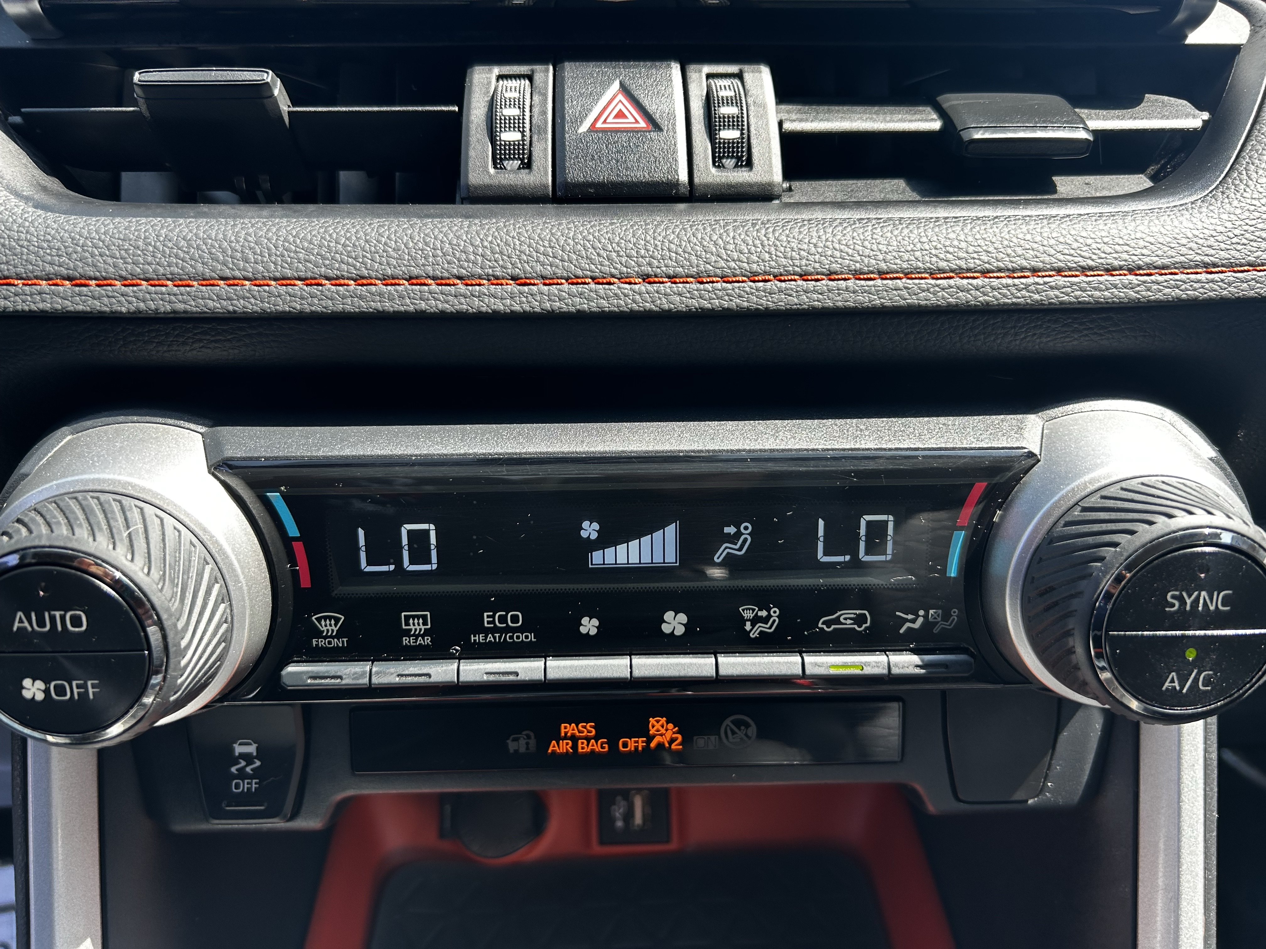 Used 2024 Toyota RAV4 Adventure AWD/4WD image 28