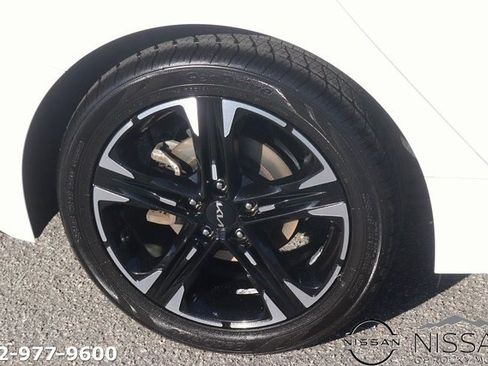 Used 2024 Kia K5 GT-Line w/ GT-Line Premium Package image 7