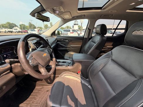 Used 2020 Chevrolet Traverse High Country AWD/4WD image 4