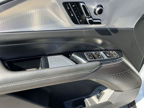 Certified 2024 Cadillac Lyriq Tech RWD image 28