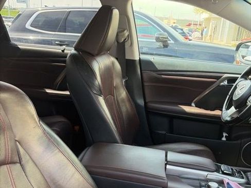 Used 2019 Lexus RX 450hL Luxury image 35