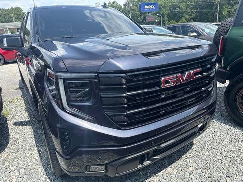 Used 2025 GMC Sierra 1500 Elevation w/ Elevation Premium Package AWD/4WD image 2