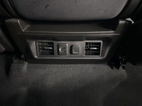 Used 2019 Chevrolet Silverado 1500 LT w/ All-Star Edition image 32