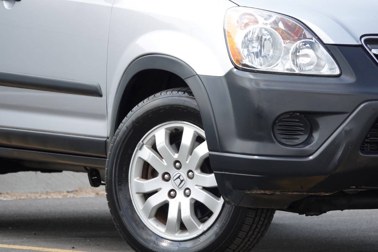 Used 2005 Honda CR-V EX image 56