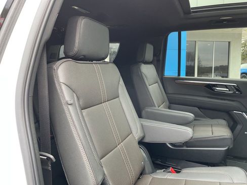 New 2026 Chevrolet Suburban High Country AWD/4WD image 34