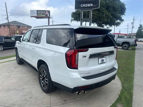 Used 2023 GMC Yukon XL AT4 w/ AT4 Premium Plus Package image 9