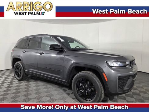 New 2026 Jeep Grand Cherokee Altitude RWD image 1