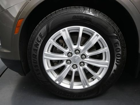 Used 2019 Cadillac XT5 AWD image 33