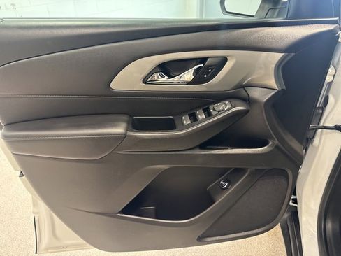 Certified 2023 Chevrolet Traverse LT image 19