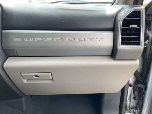 Used 2022 Ford F250 XLT w/ XLT Value Package AWD/4WD image 36