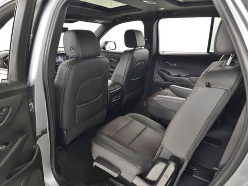Used 2023 Chevrolet Traverse High Country w/ LPO, Floor Liner Package AWD/4WD image 37
