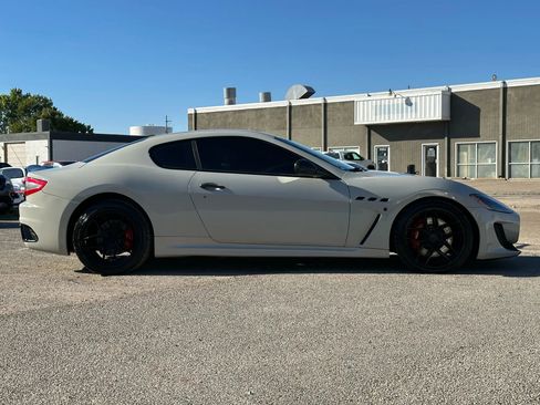 Used 2012 Maserati GranTurismo MC image 11