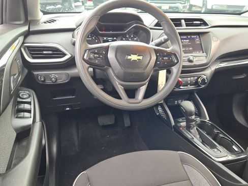 Certified 2023 Chevrolet TrailBlazer LS FWD image 22