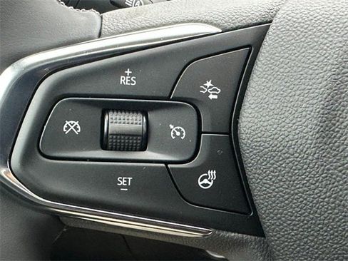 New 2026 Chevrolet Trax LT w/ Sunroof Package image 12