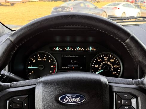 Used 2019 Ford F150 XLT w/ Equipment Group 302A Luxury AWD/4WD image 34