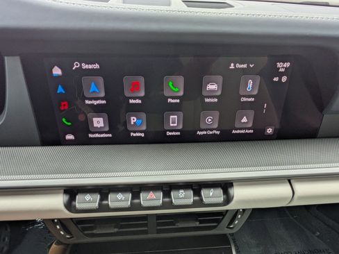 Certified 2025 Porsche 911 Carrera image 16