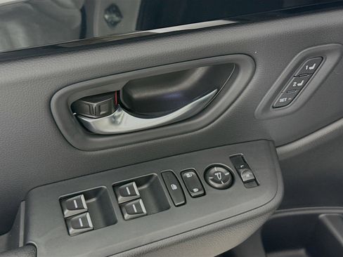 New 2025 Honda Pilot Touring image 21