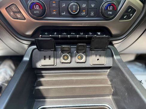 Used 2017 GMC Sierra 3500 Denali w/ Duramax Plus Package AWD/4WD image 46