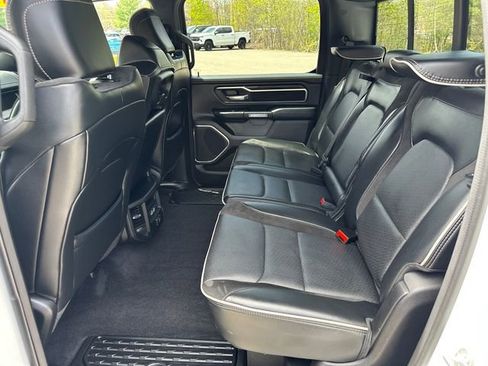 Used 2025 RAM 1500 Laramie AWD/4WD image 17