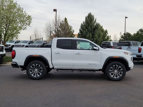 New 2026 GMC Canyon Denali AWD/4WD image 2