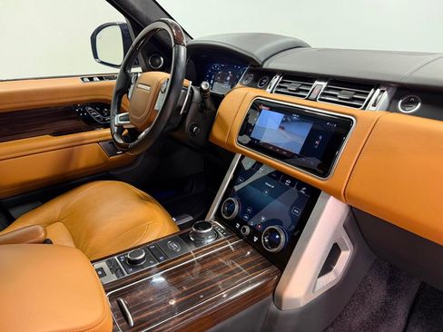 Used 2018 Land Rover Range Rover Autobiography image 38